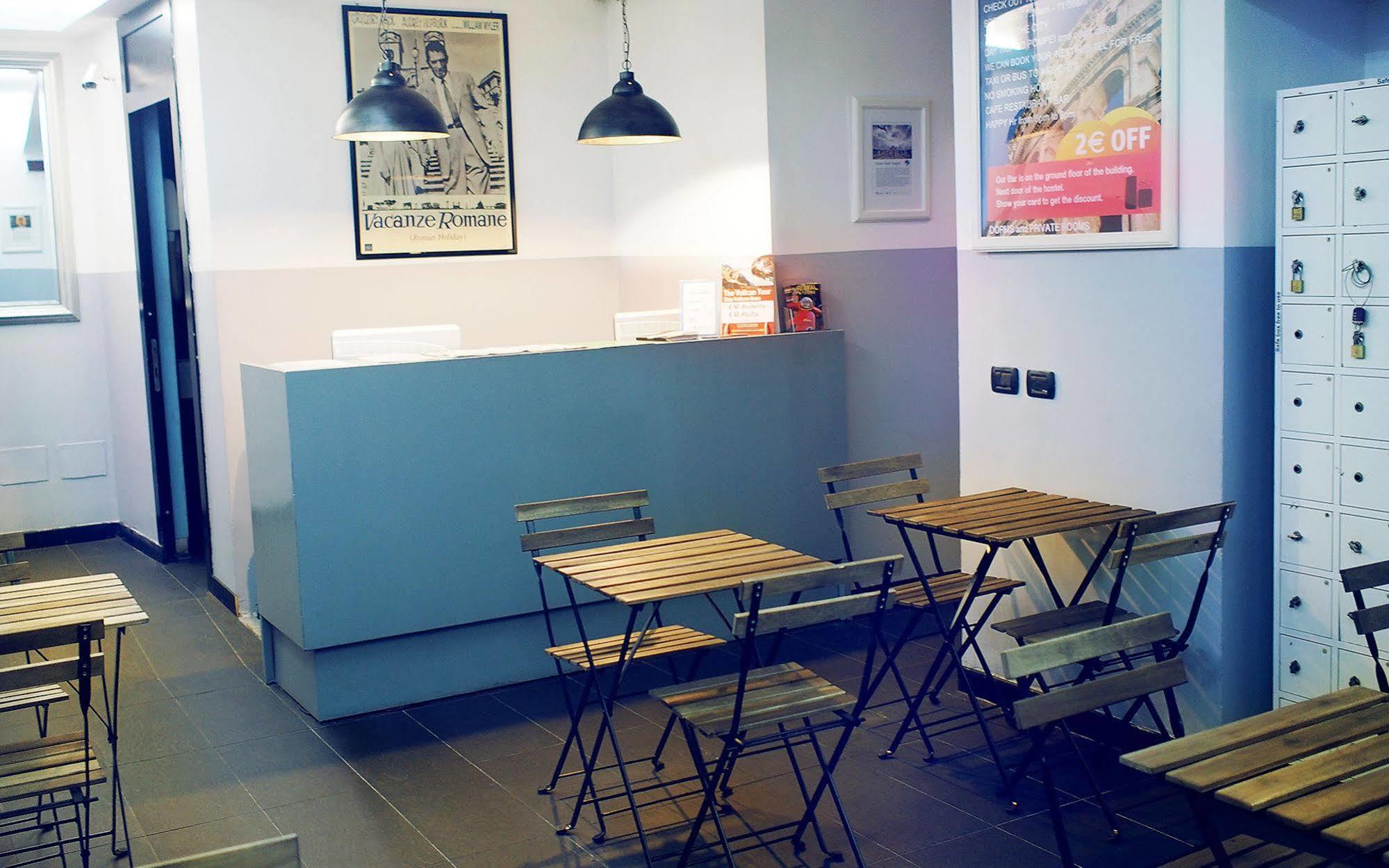 M&J Place Hostel Rome Bagian luar foto