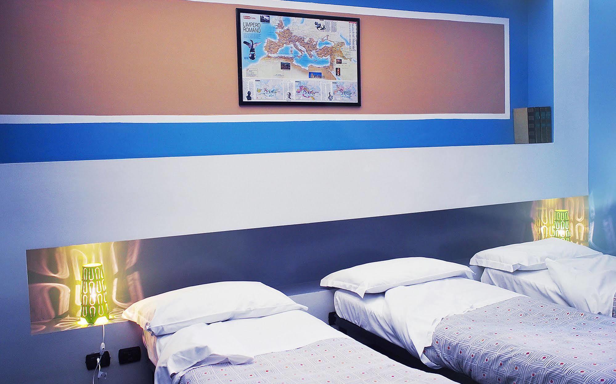 M&J Place Hostel Rome Bagian luar foto
